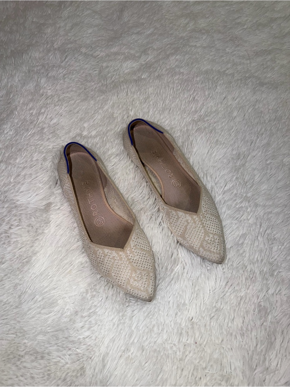 Rothy’s Pointed Toe Beige Flat Shoes Women size 8.5 Snakeskin